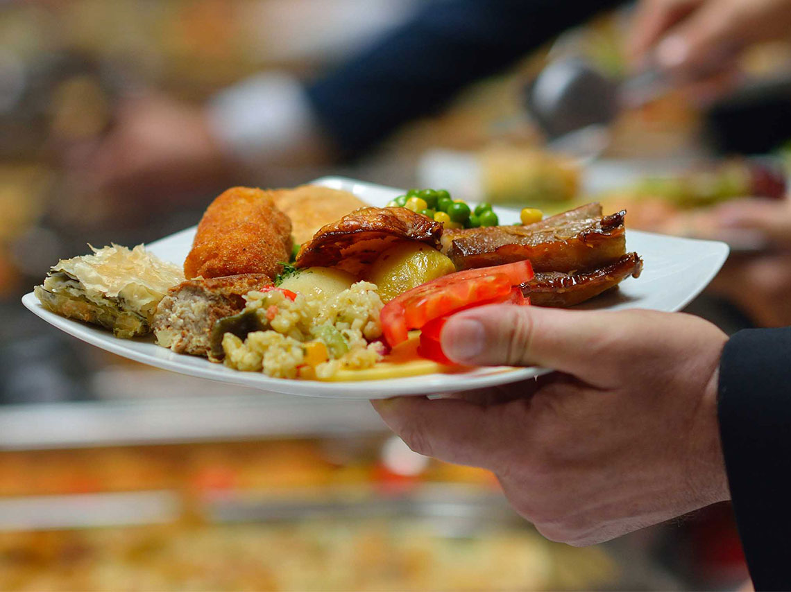 cantnas-con-comida-gratis-ae